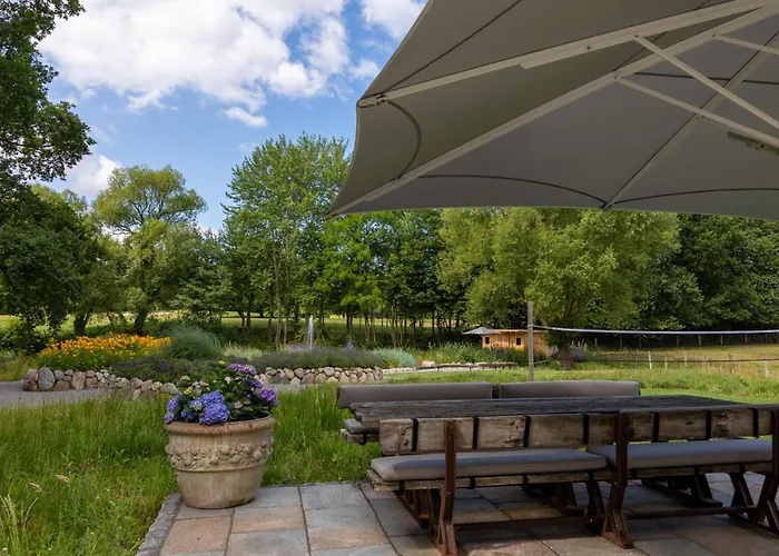 Landhüüs Oeverdiek - Luxus am Golfplatz